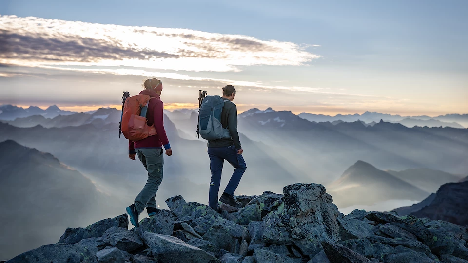 Trekking Backpacks Shop -Trekking Backpacks Shop Hiking Futura SideShot 15 Stefan Neuhauser